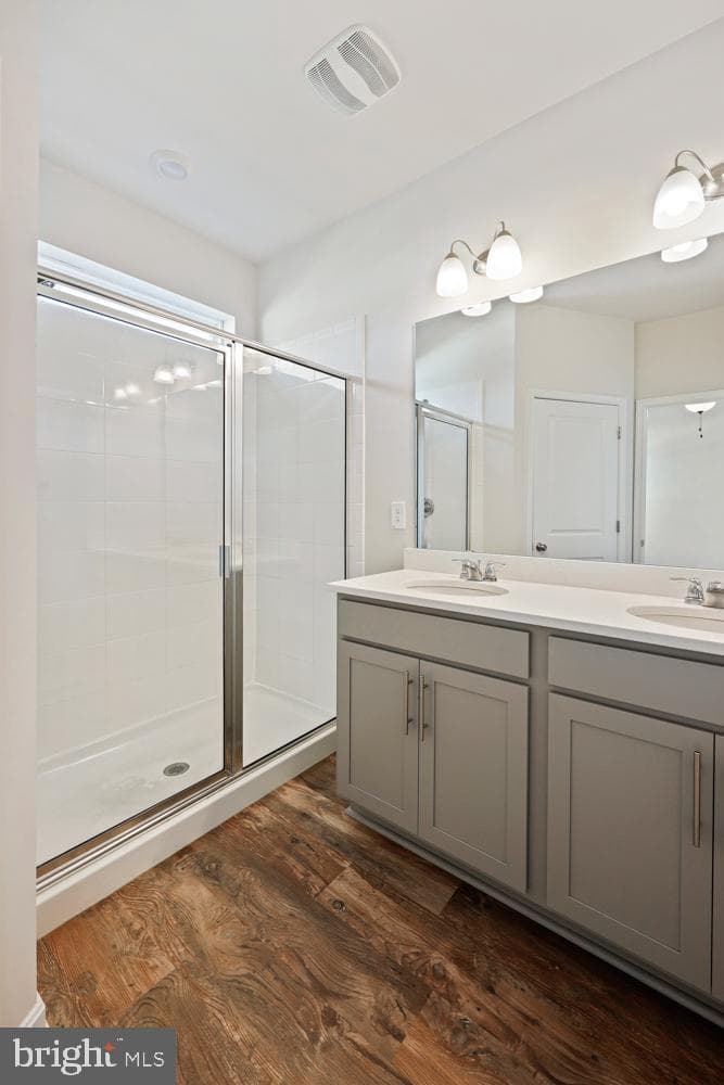 6982 Executive Way photo 5