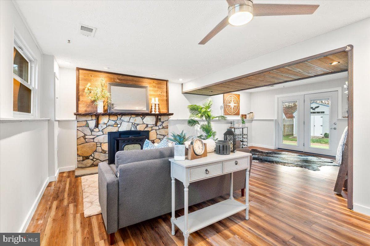 1803 Willow Creek Court photo 13