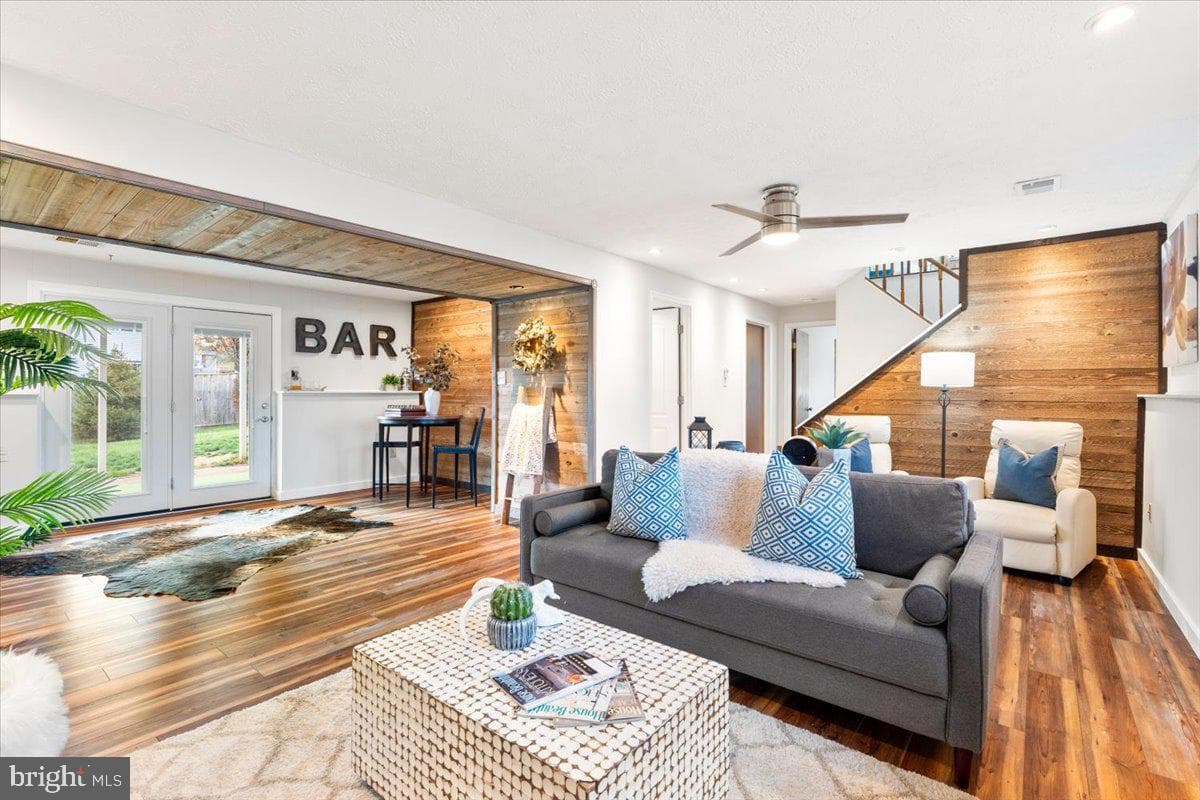 1803 Willow Creek Court photo 14