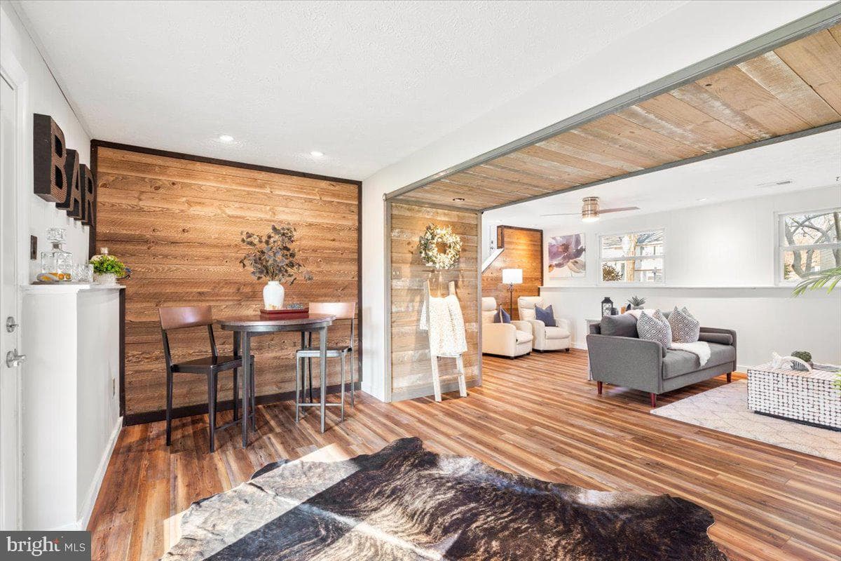 1803 Willow Creek Court photo 16