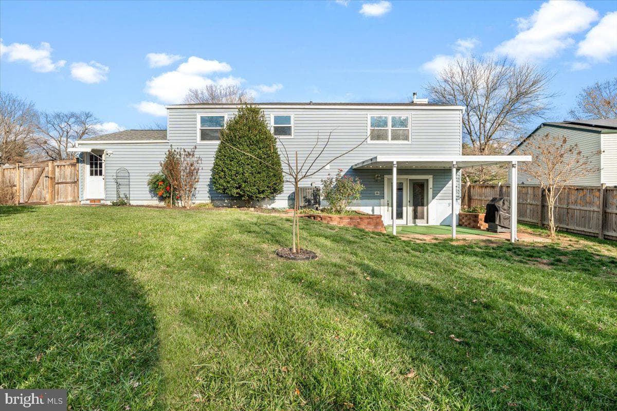 1803 Willow Creek Court photo 21