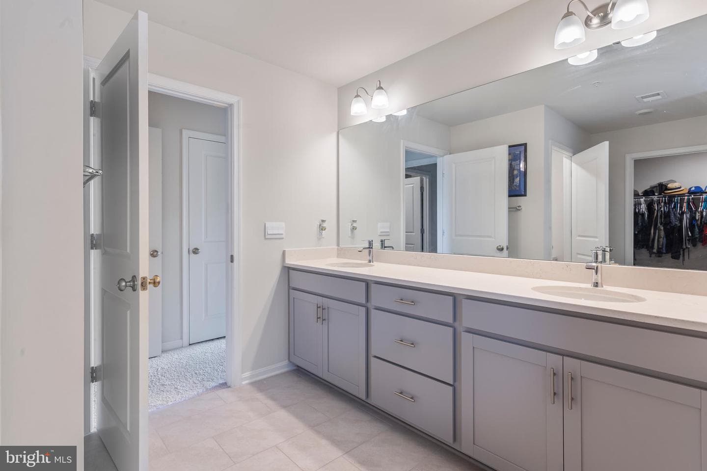 414 Constellation Lane photo 33