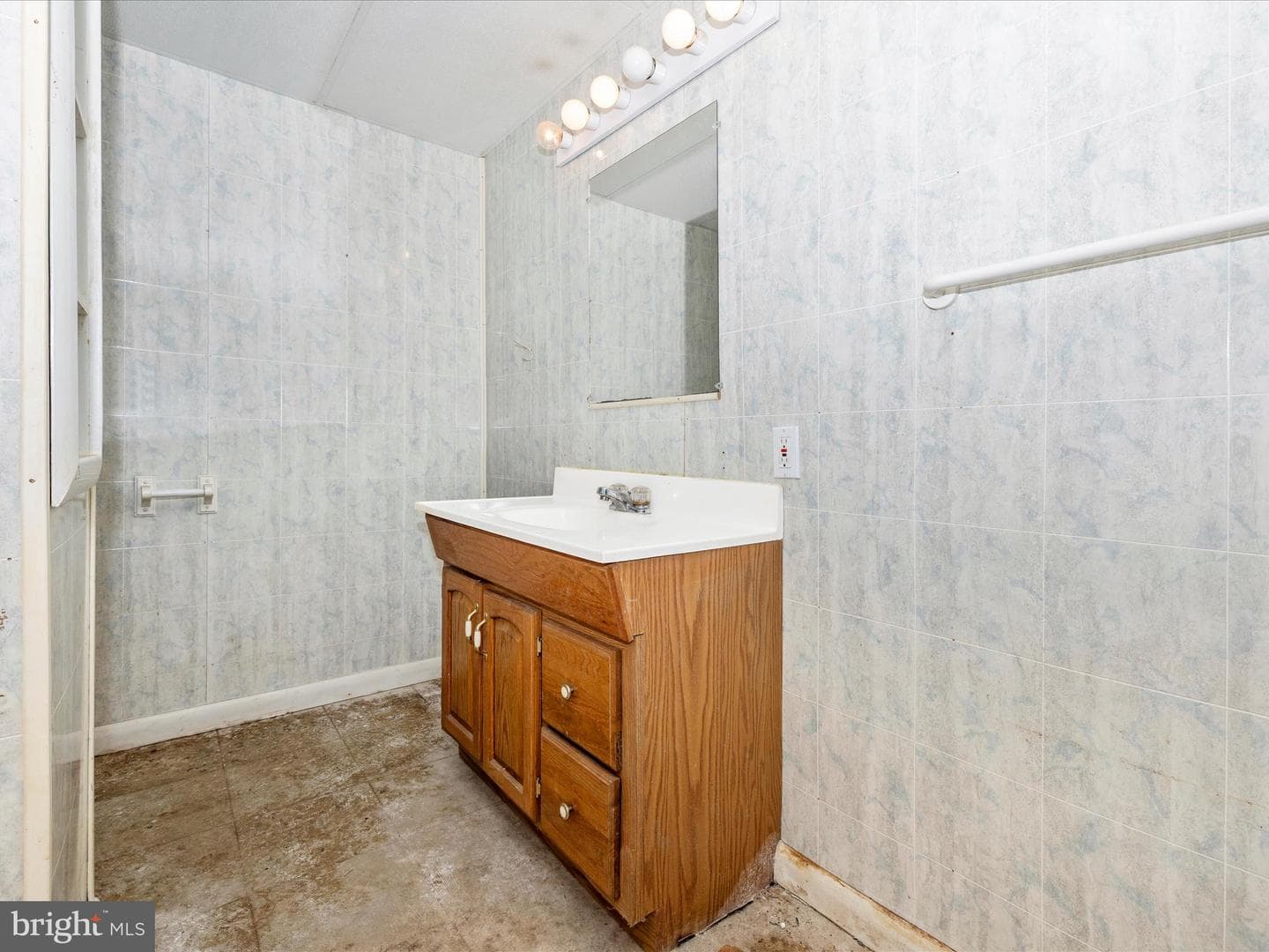 7006 Wood Court photo 48