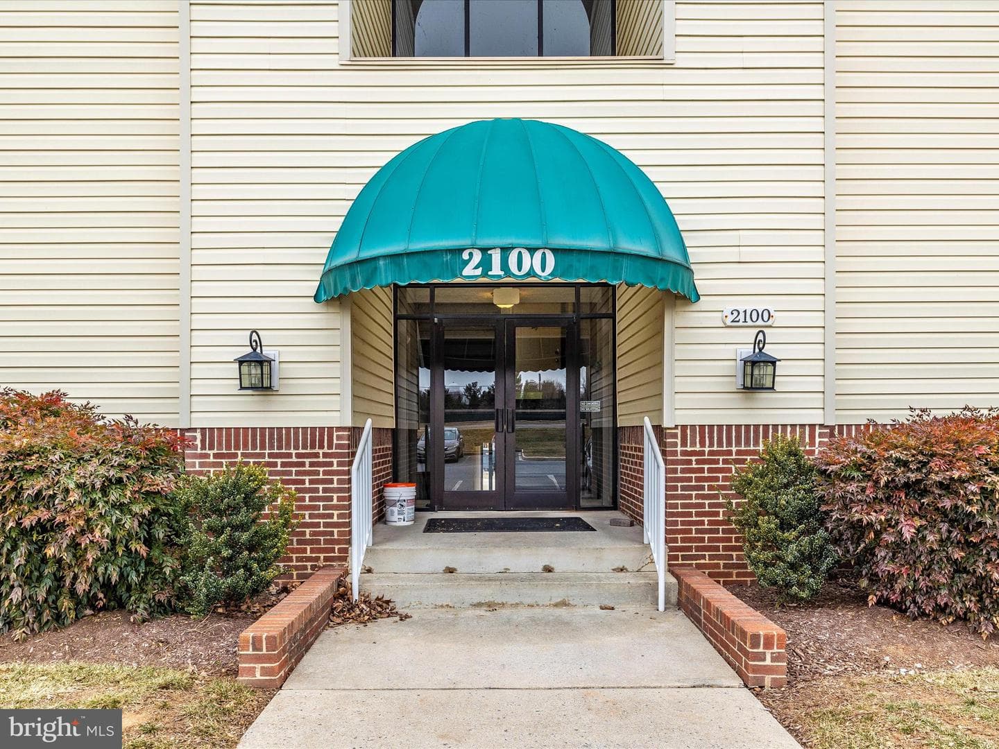 2100 Whitehall Road #bd photo 3
