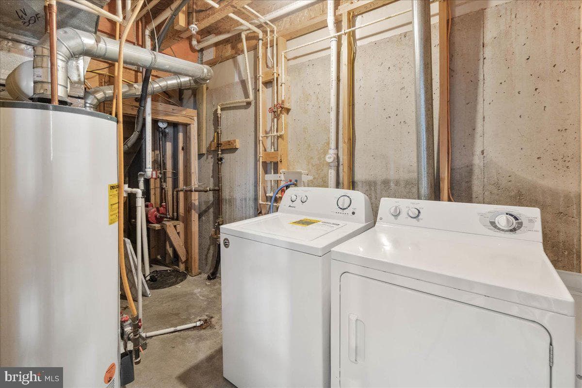 5817 Whiterose Way photo 24