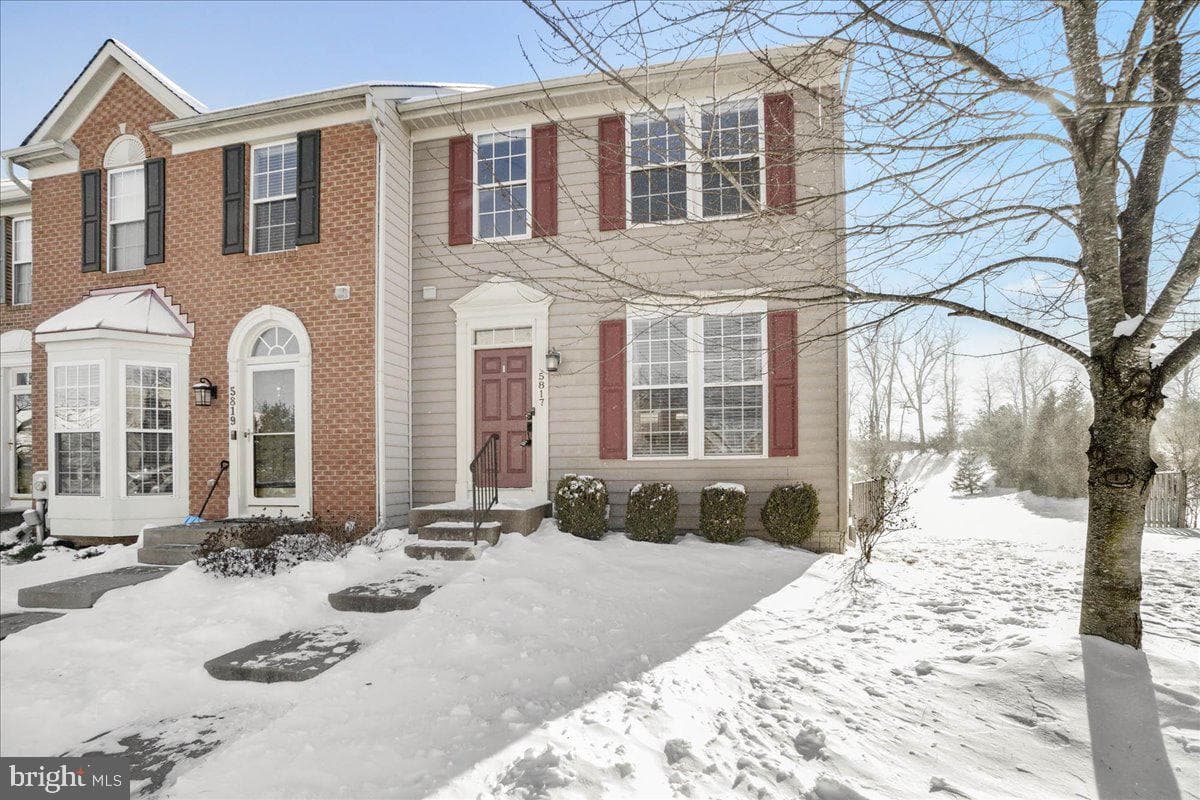 5817 Whiterose Way photo 31