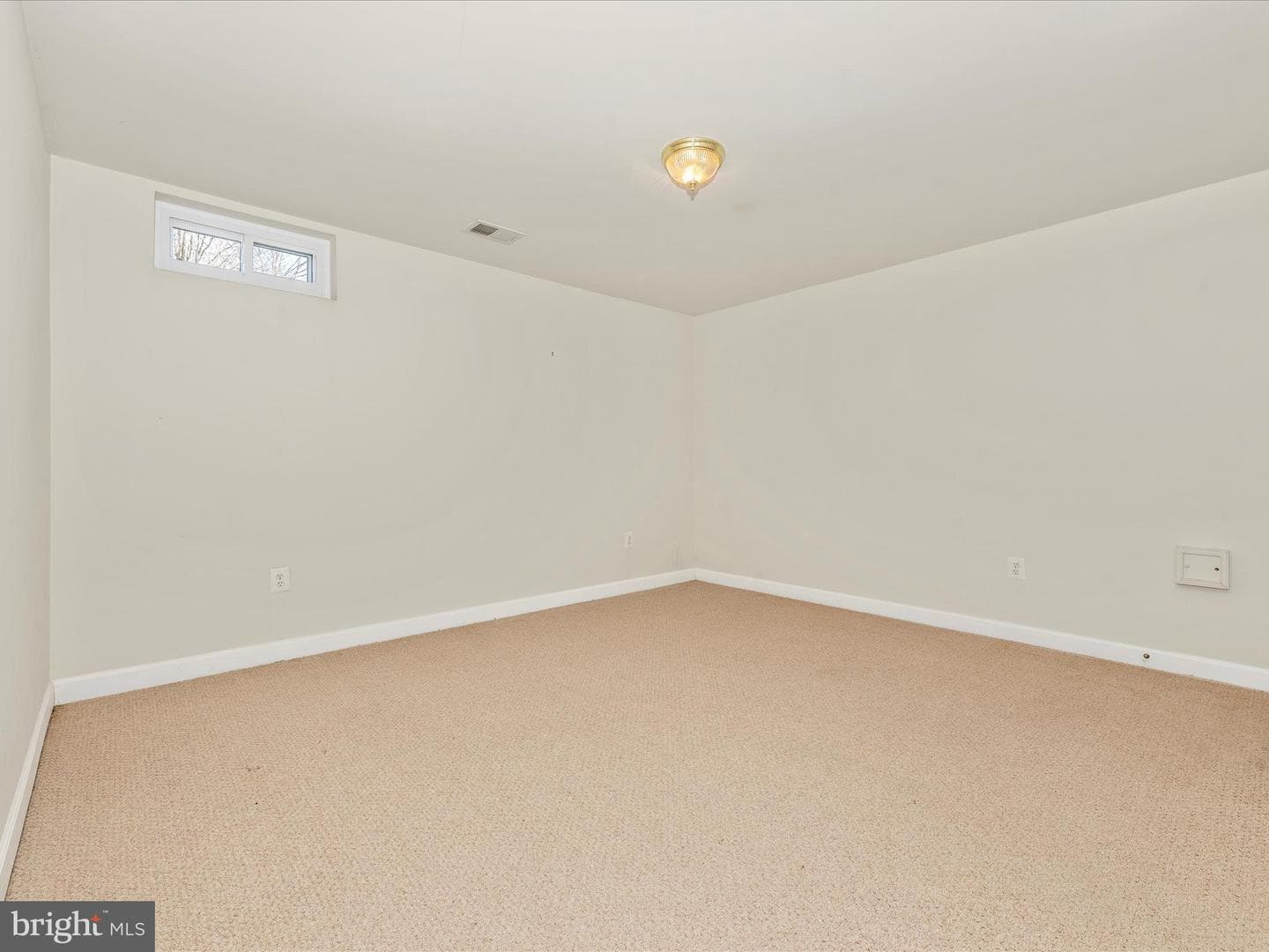 204 Polaris Drive photo 28