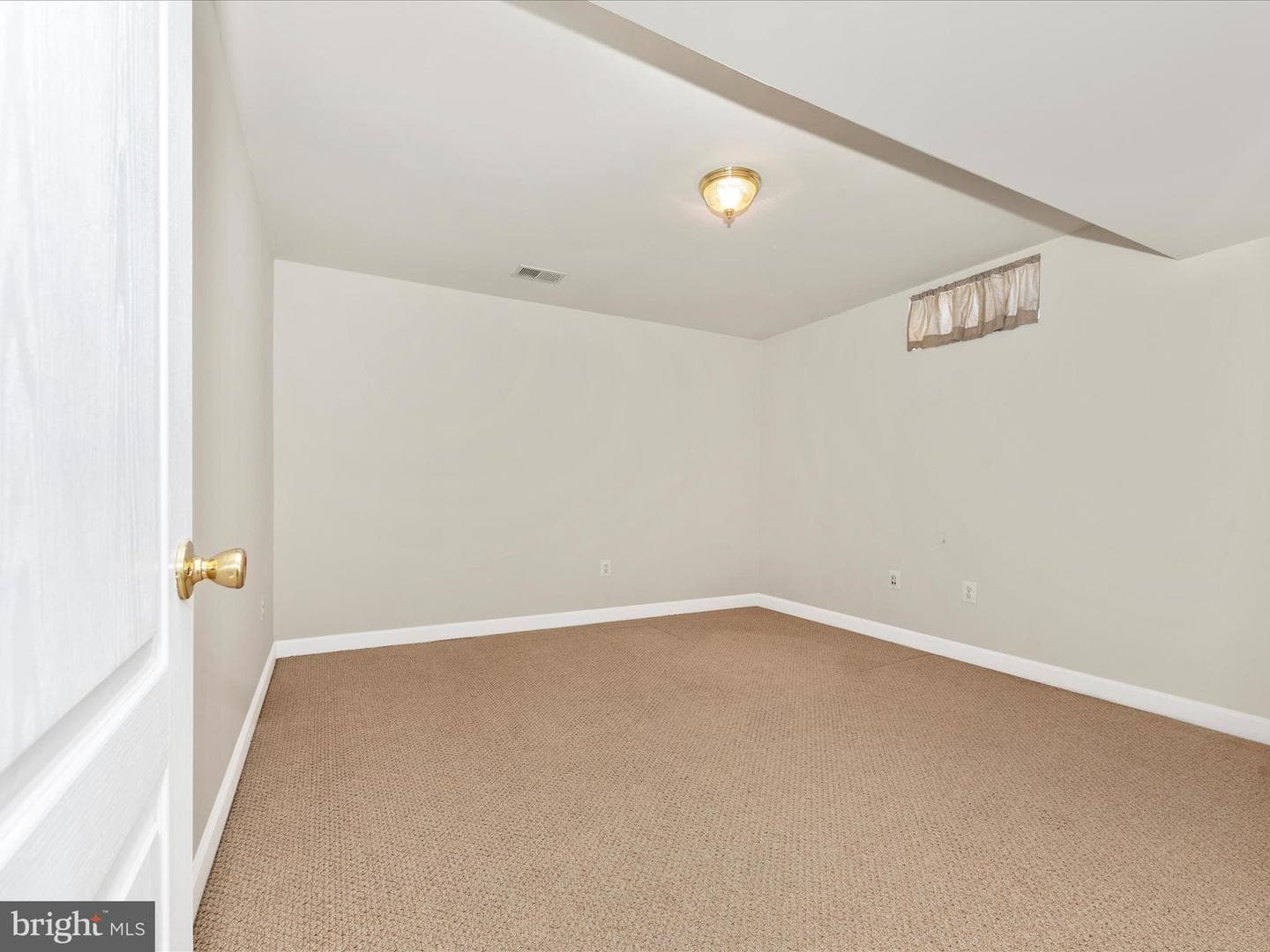 204 Polaris Drive photo 30