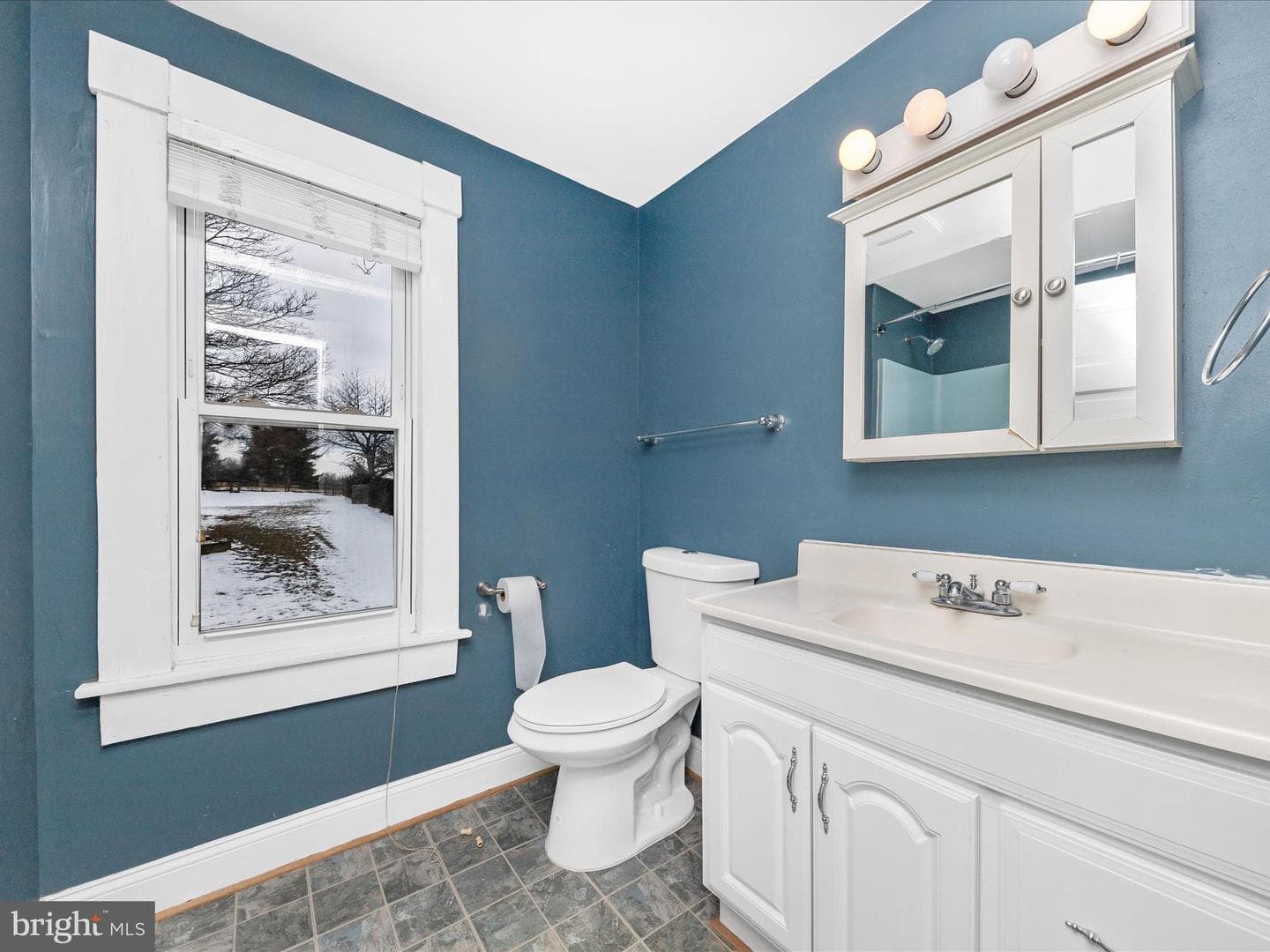 1802 S Main photo 28