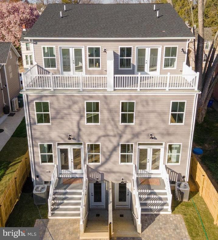 252 S Carroll Street photo 2