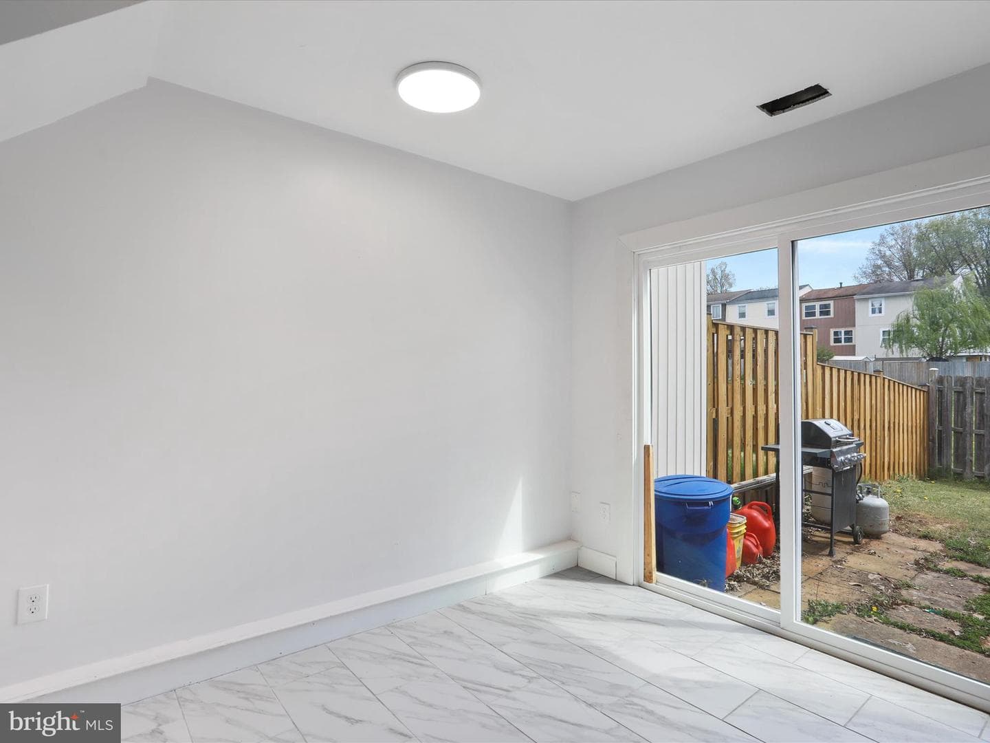 8387 Revelation Avenue photo 12