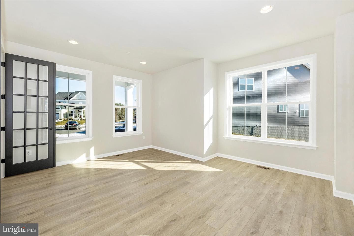 10227 Meadowridge Drive photo 13