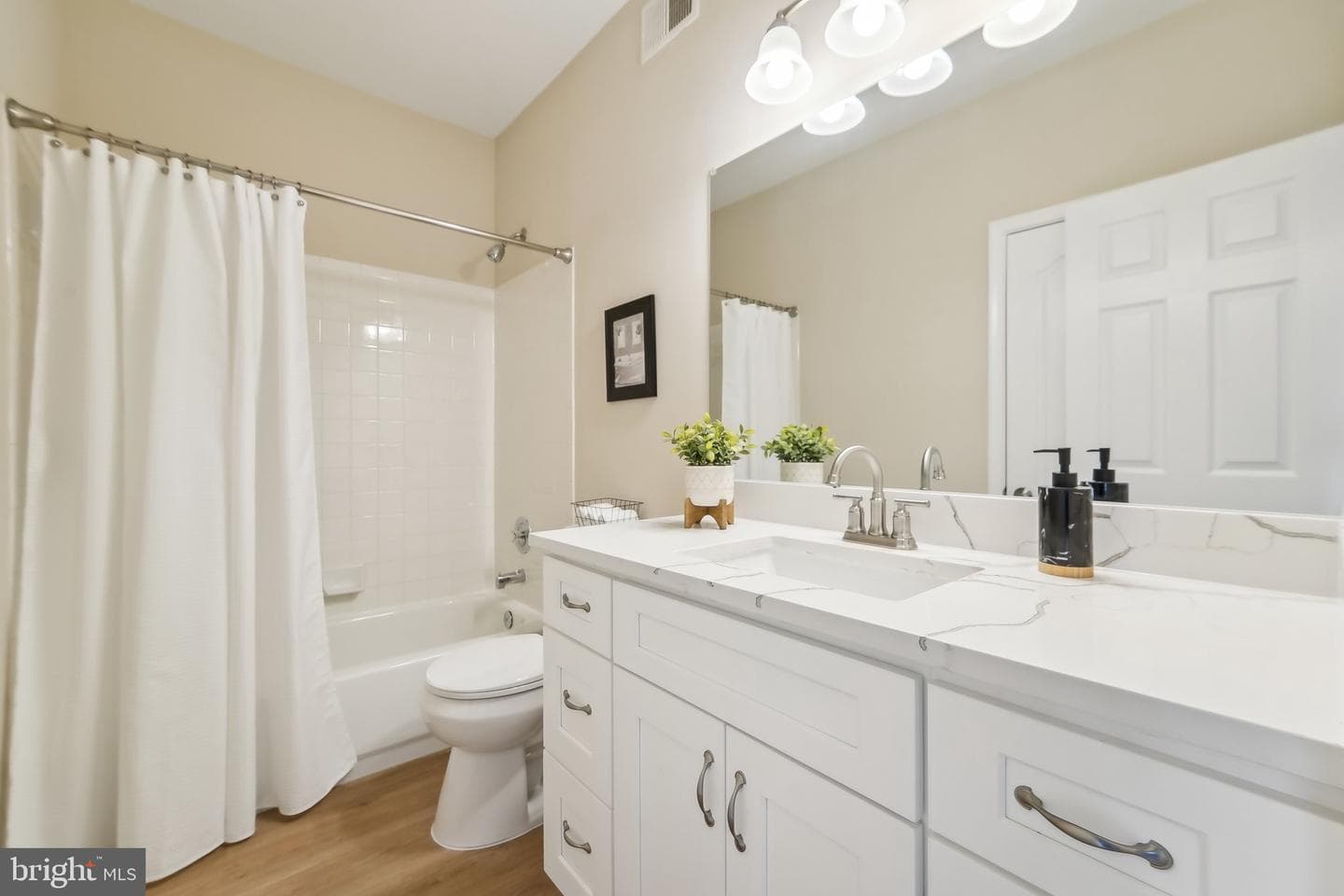 908 Jubal Way photo 16