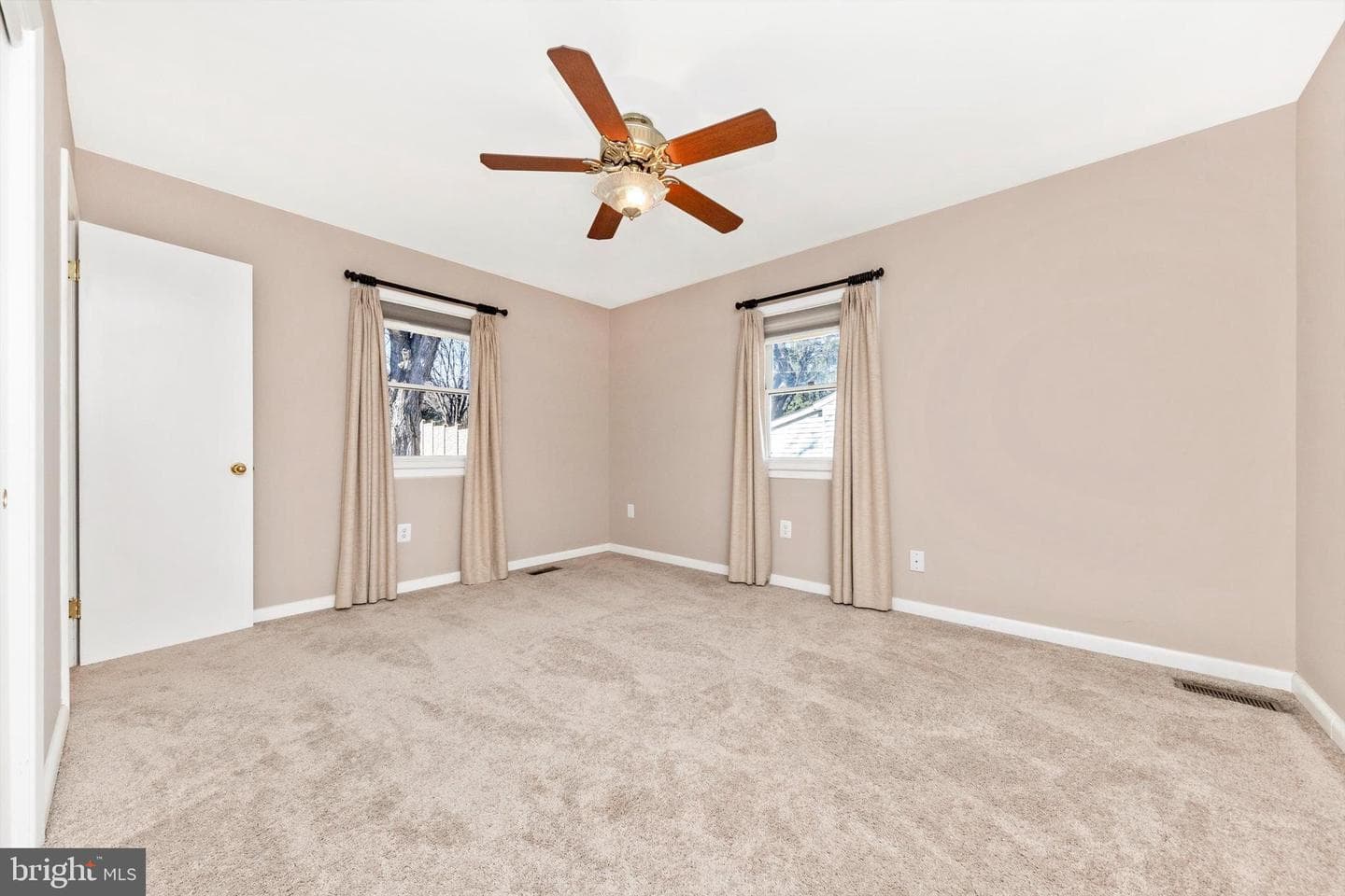 101 Fairview Avenue photo 20