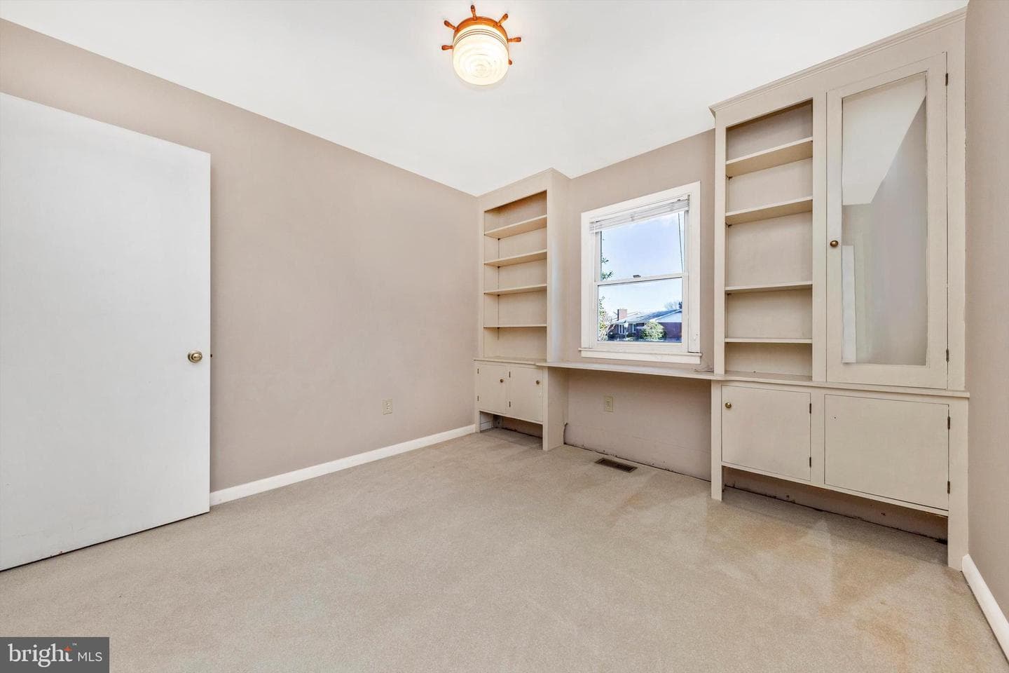 101 Fairview Avenue photo 24