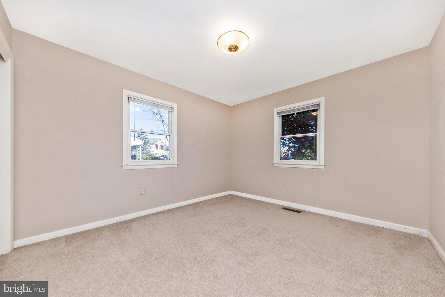 101 Fairview Avenue photo 26