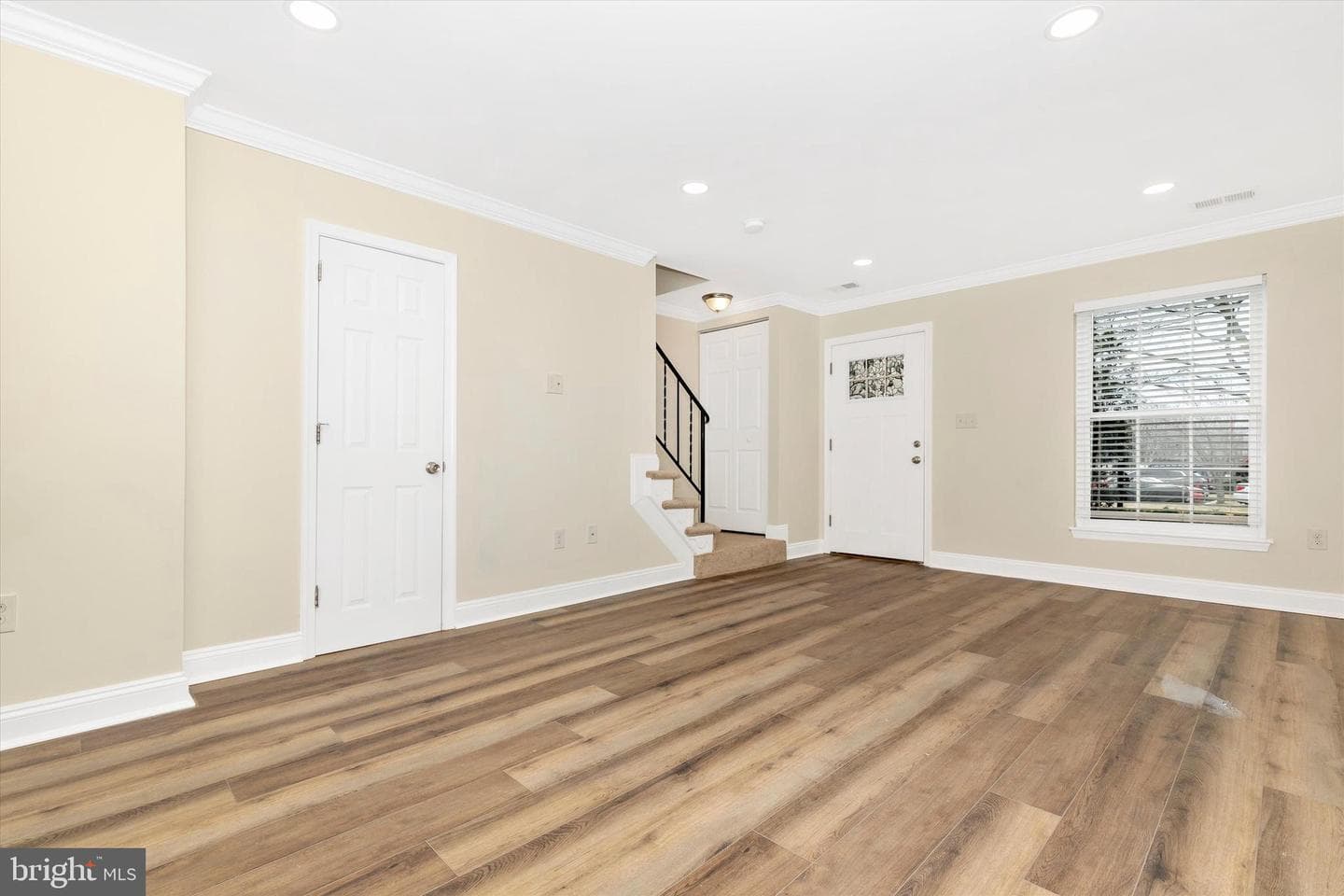 459 Arwell Court #459 photo 8
