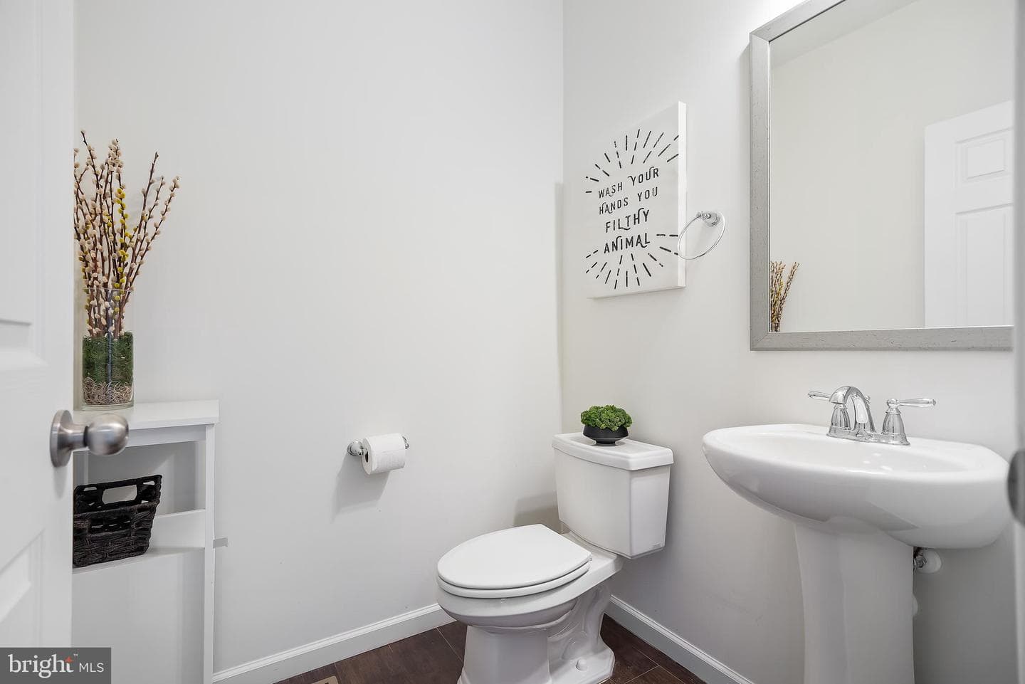 1702 Damsire Mews photo 10