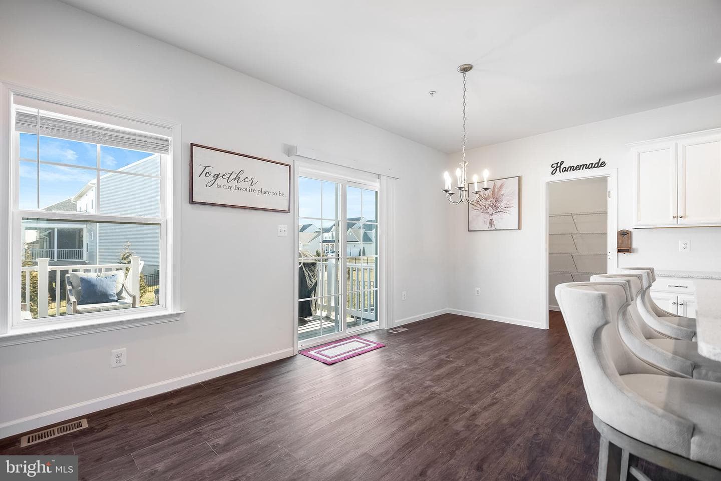 1702 Damsire Mews photo 21