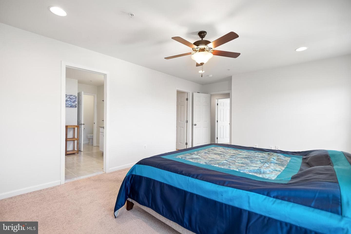 1702 Damsire Mews photo 41
