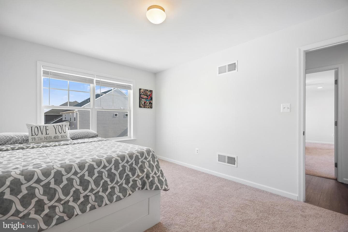 1702 Damsire Mews photo 53