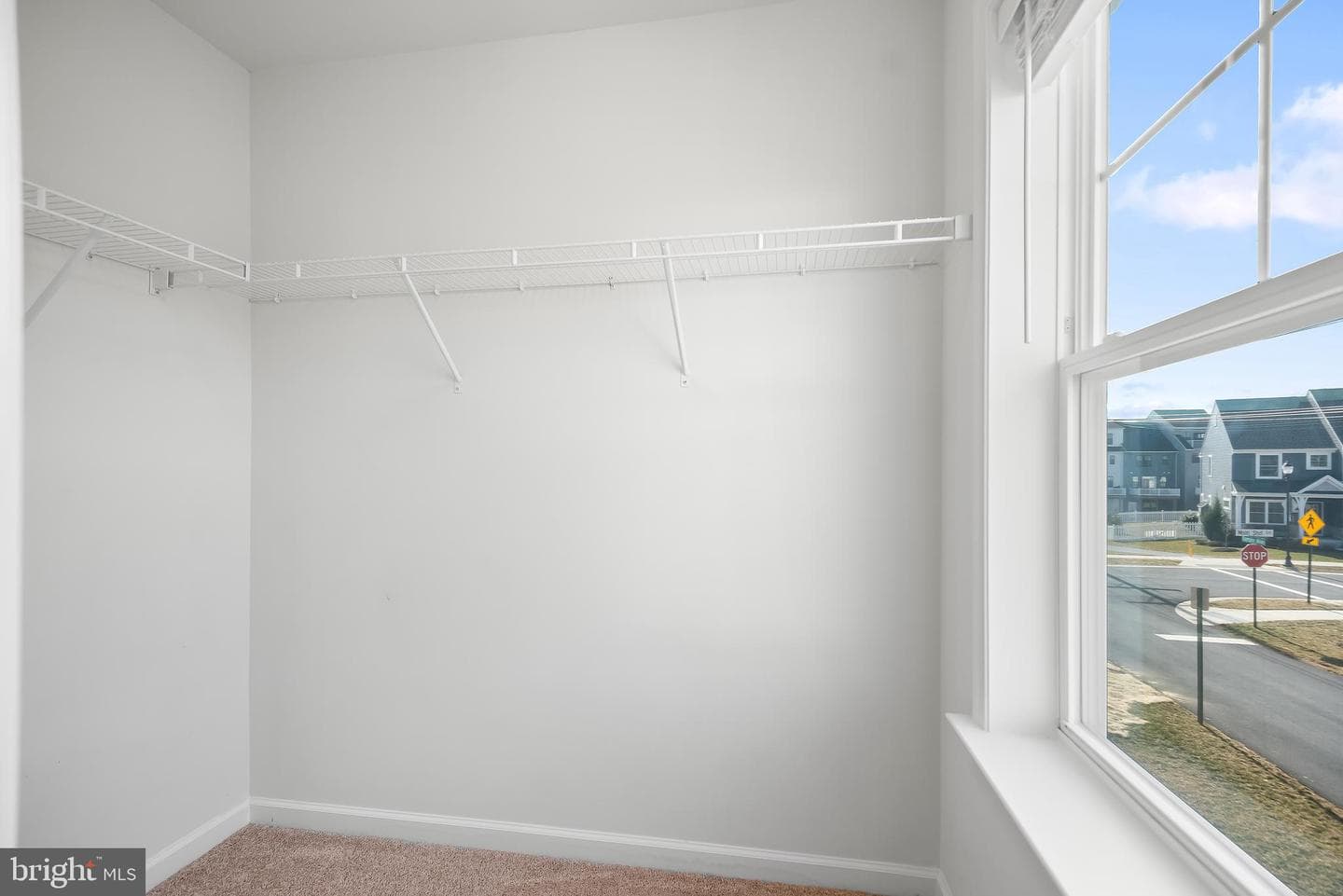 1702 Damsire Mews photo 63