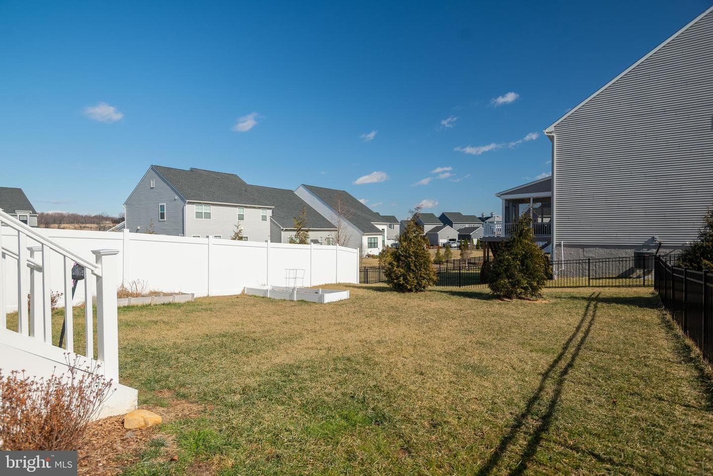 1702 Damsire Mews photo 73