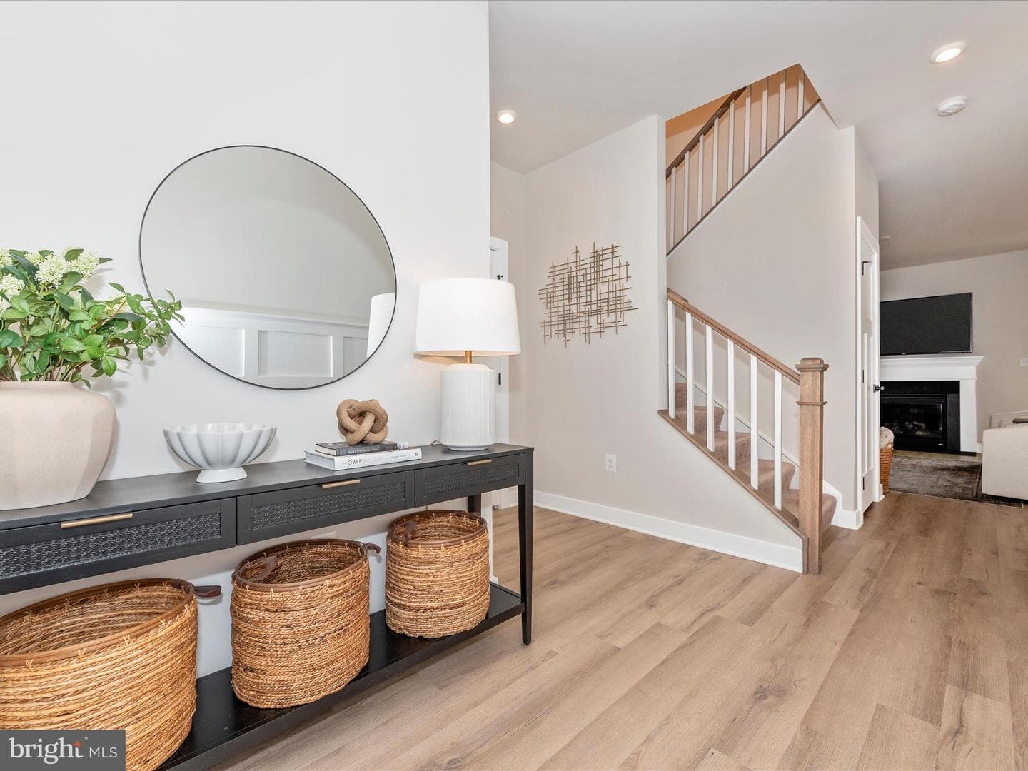 6971 Merle Court photo 4
