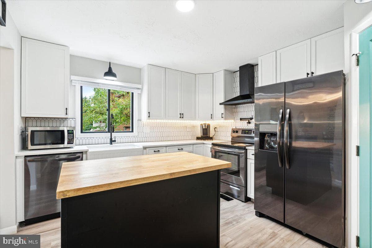 7102 Saddle Road photo 19