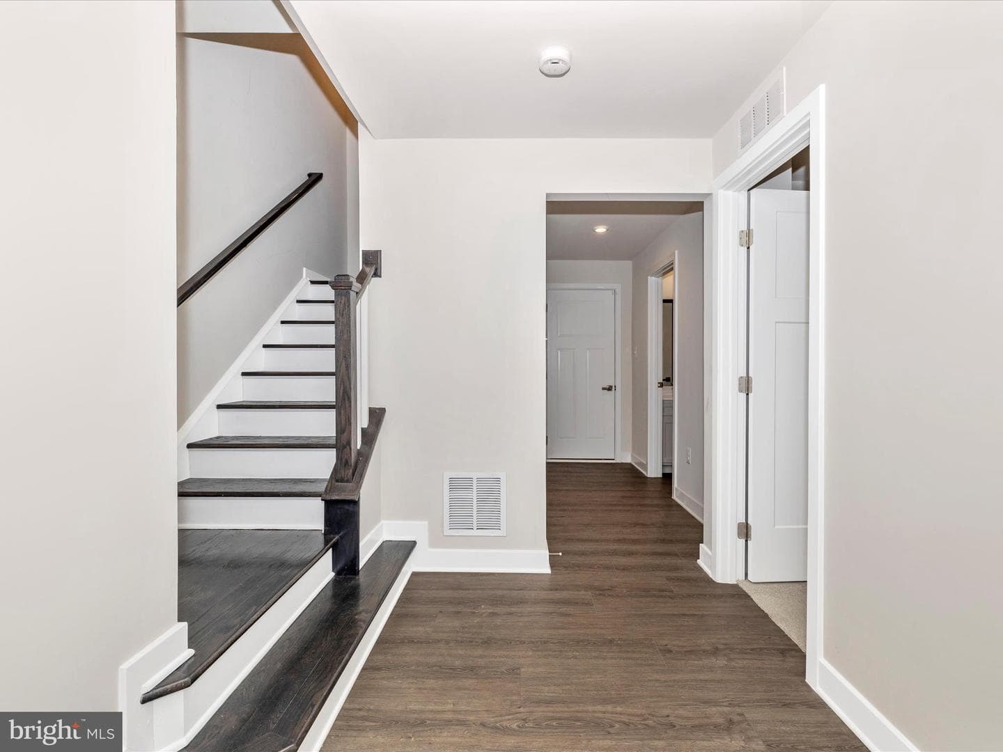 1786 Atlas Drive photo 4