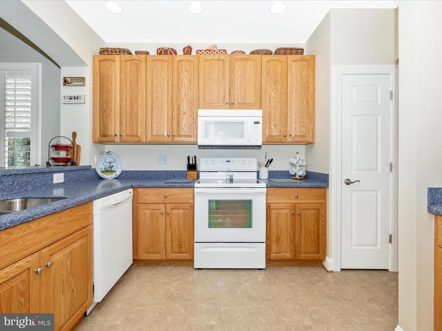 610 Gala Way photo 11
