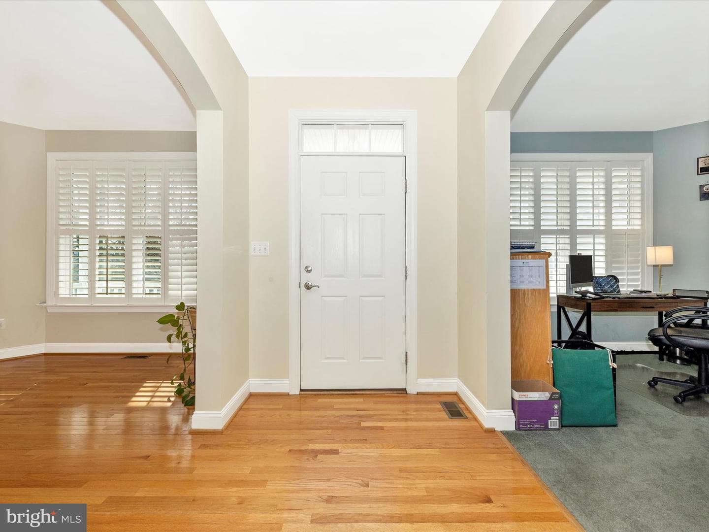 610 Gala Way photo 3