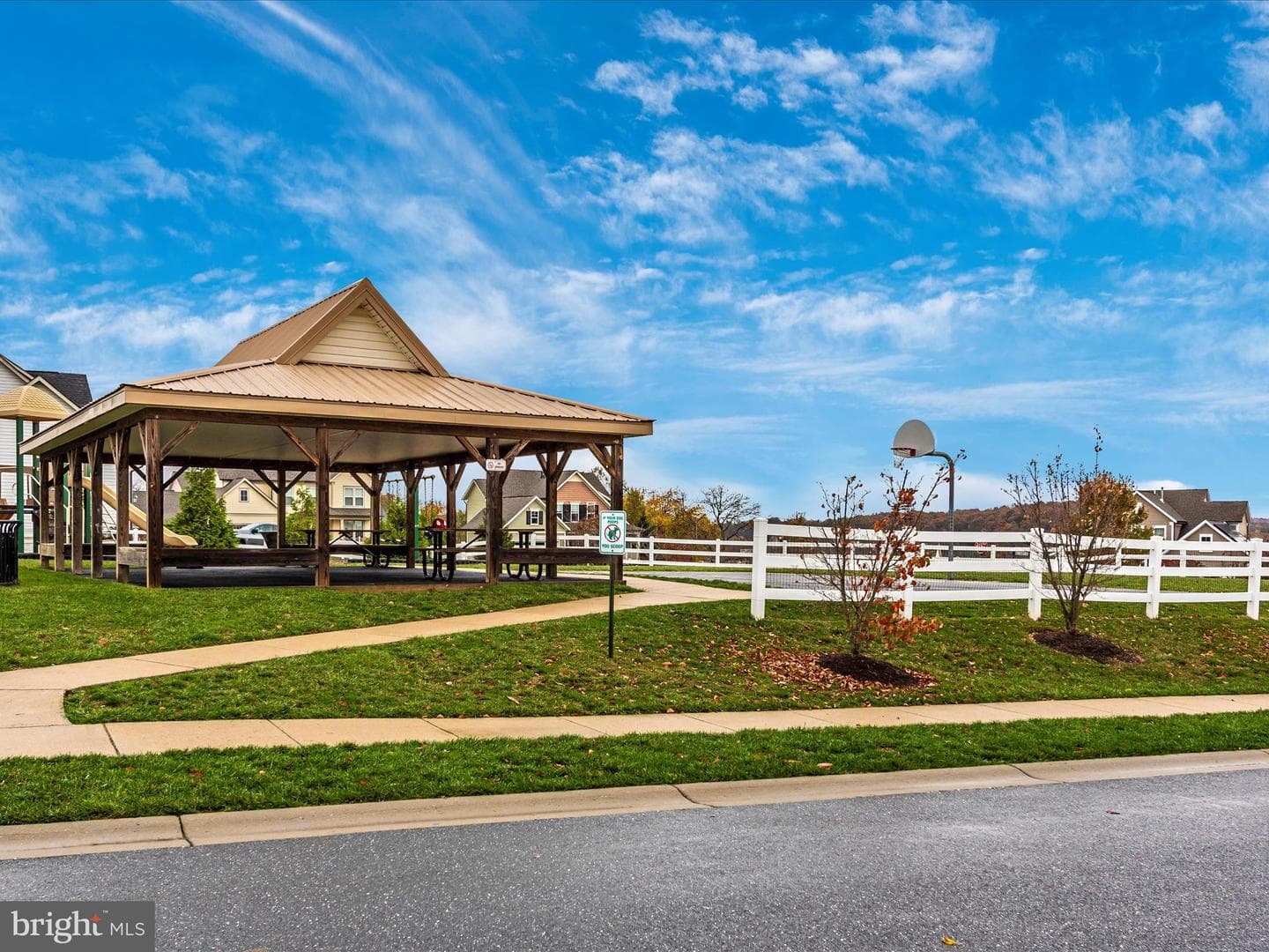 610 Gala Way photo 63