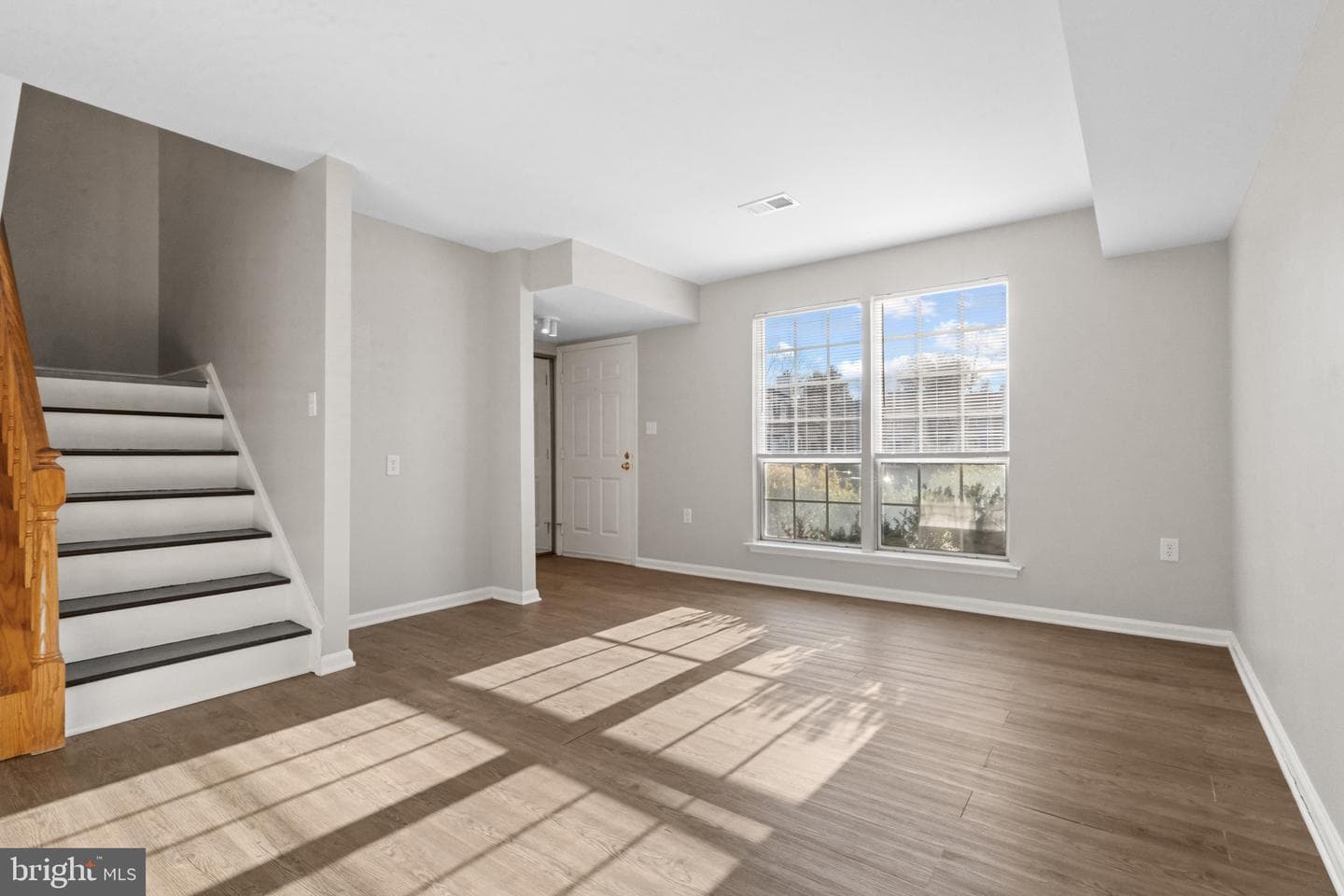 413 Shannon Court photo 6