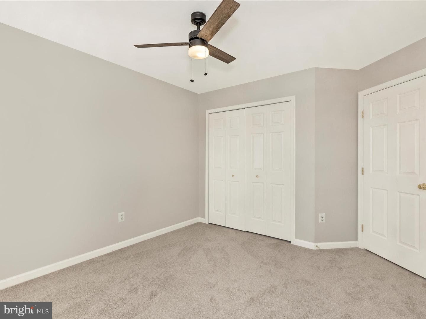 5060 Croydon Court photo 41