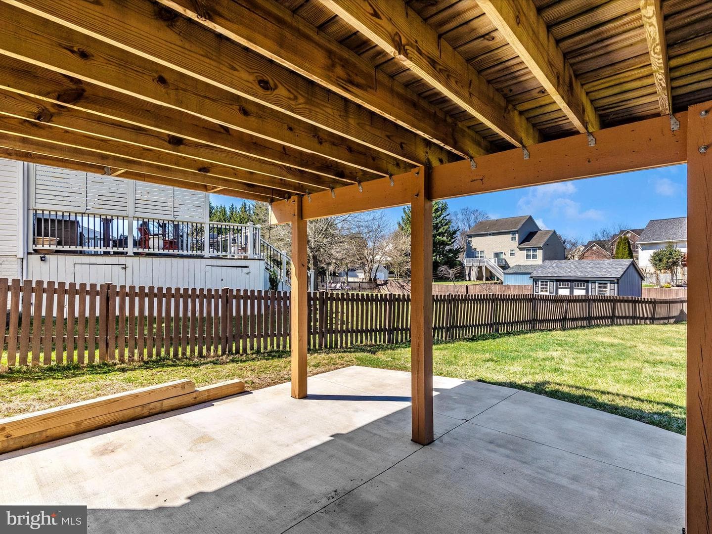 5060 Croydon Court photo 55