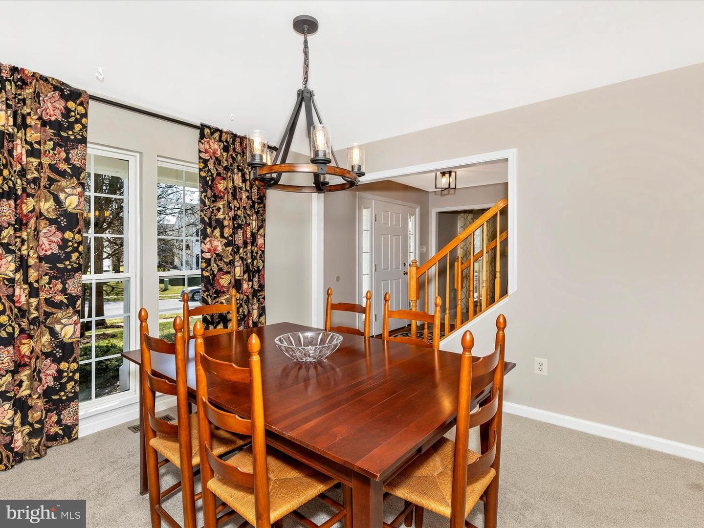 5060 Croydon Court photo 9