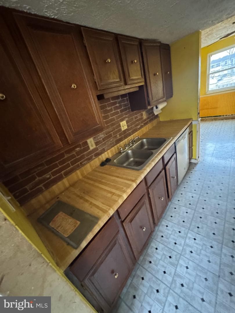 6718 Fallow Hill Court photo 20