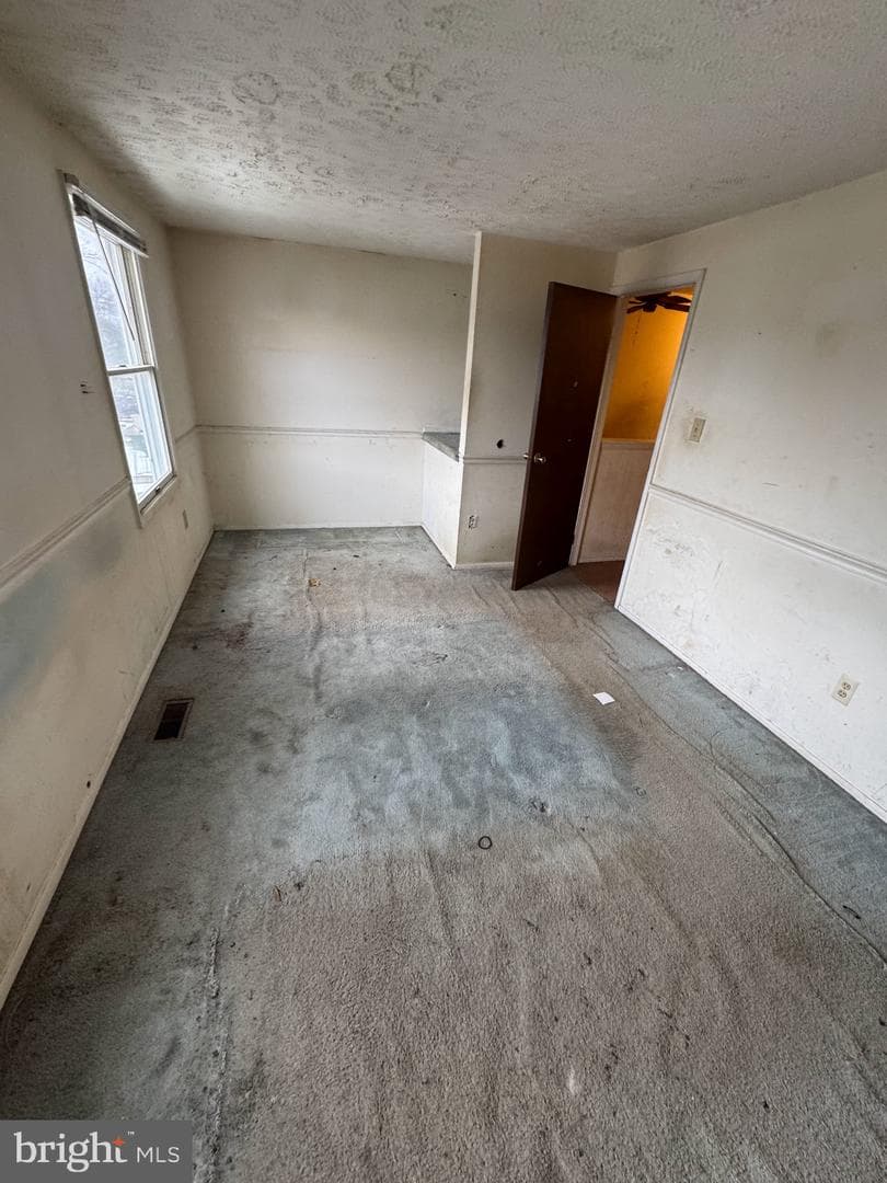 6718 Fallow Hill Court photo 4