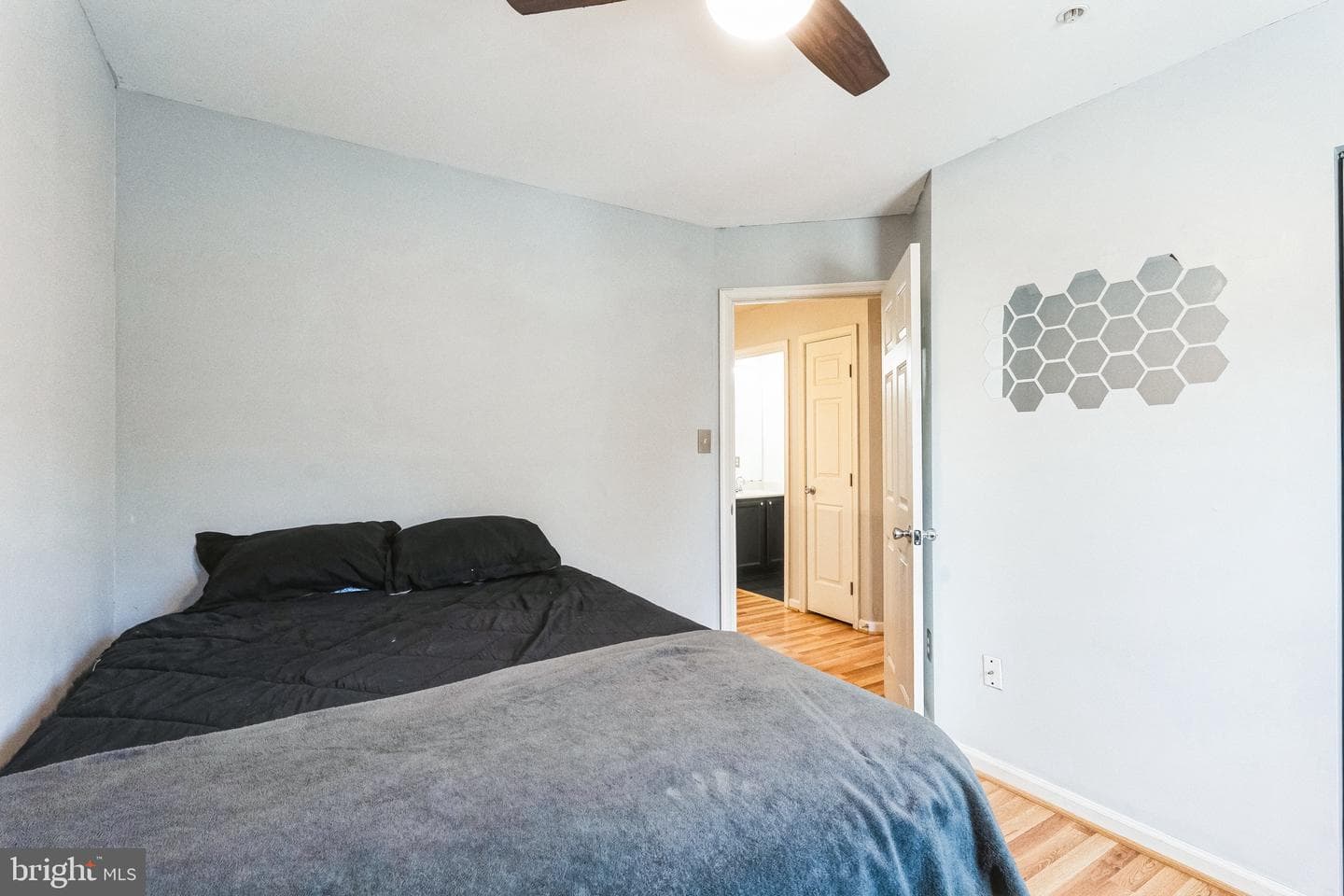 9438 Berkley Lane photo 18