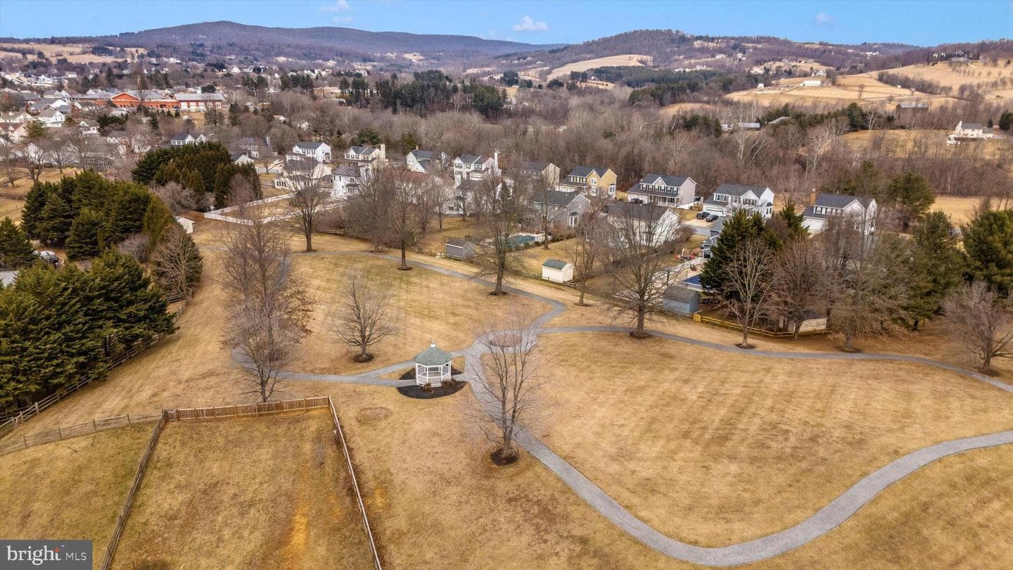 53 Fox Rock Drive photo 69