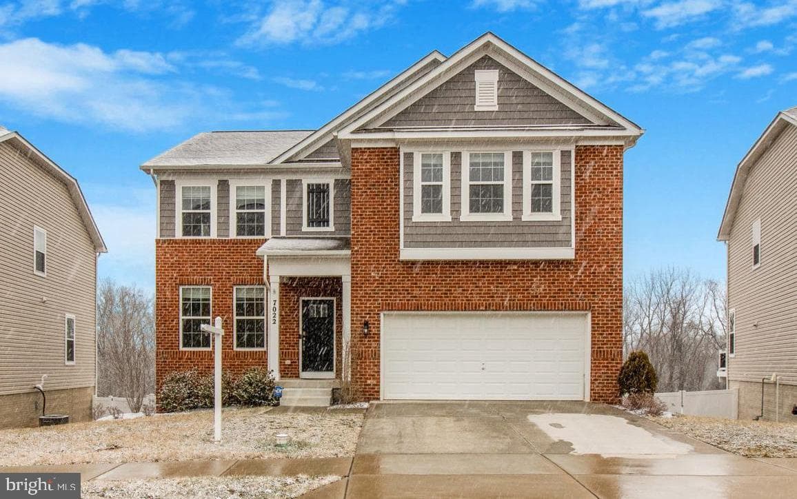 7022 Freedom Way photo 1