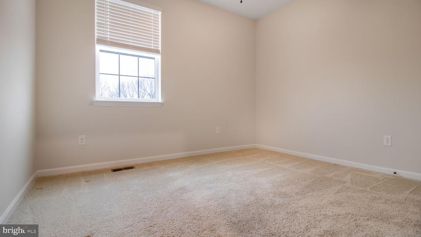 7022 Freedom Way photo 18