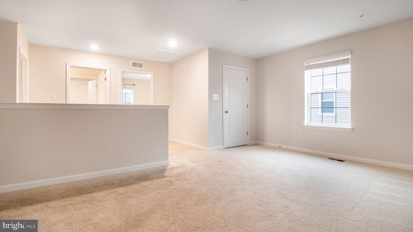 7022 Freedom Way photo 24