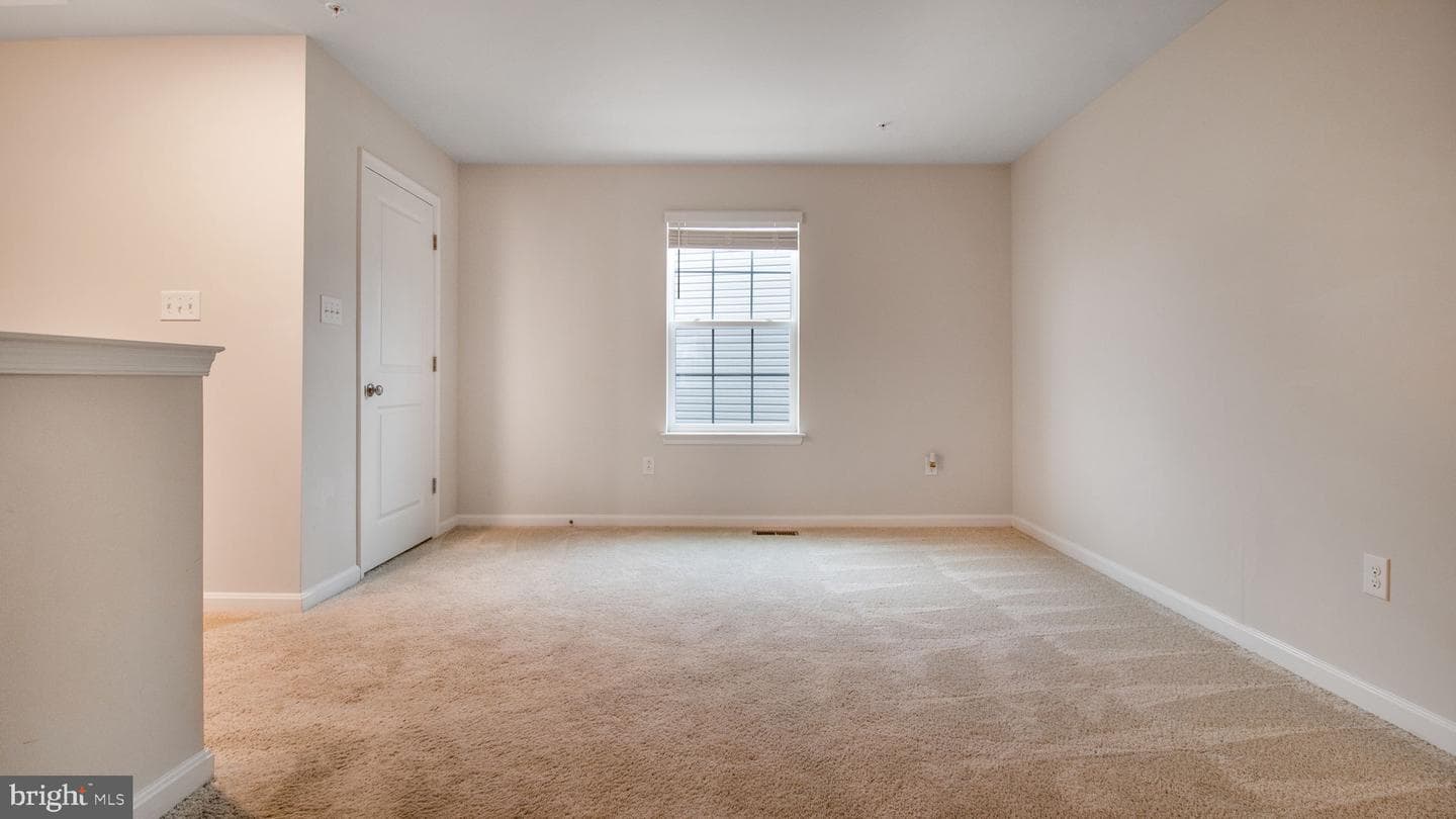 7022 Freedom Way photo 25