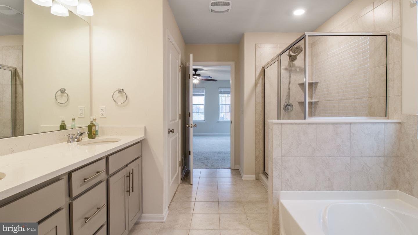 7022 Freedom Way photo 29
