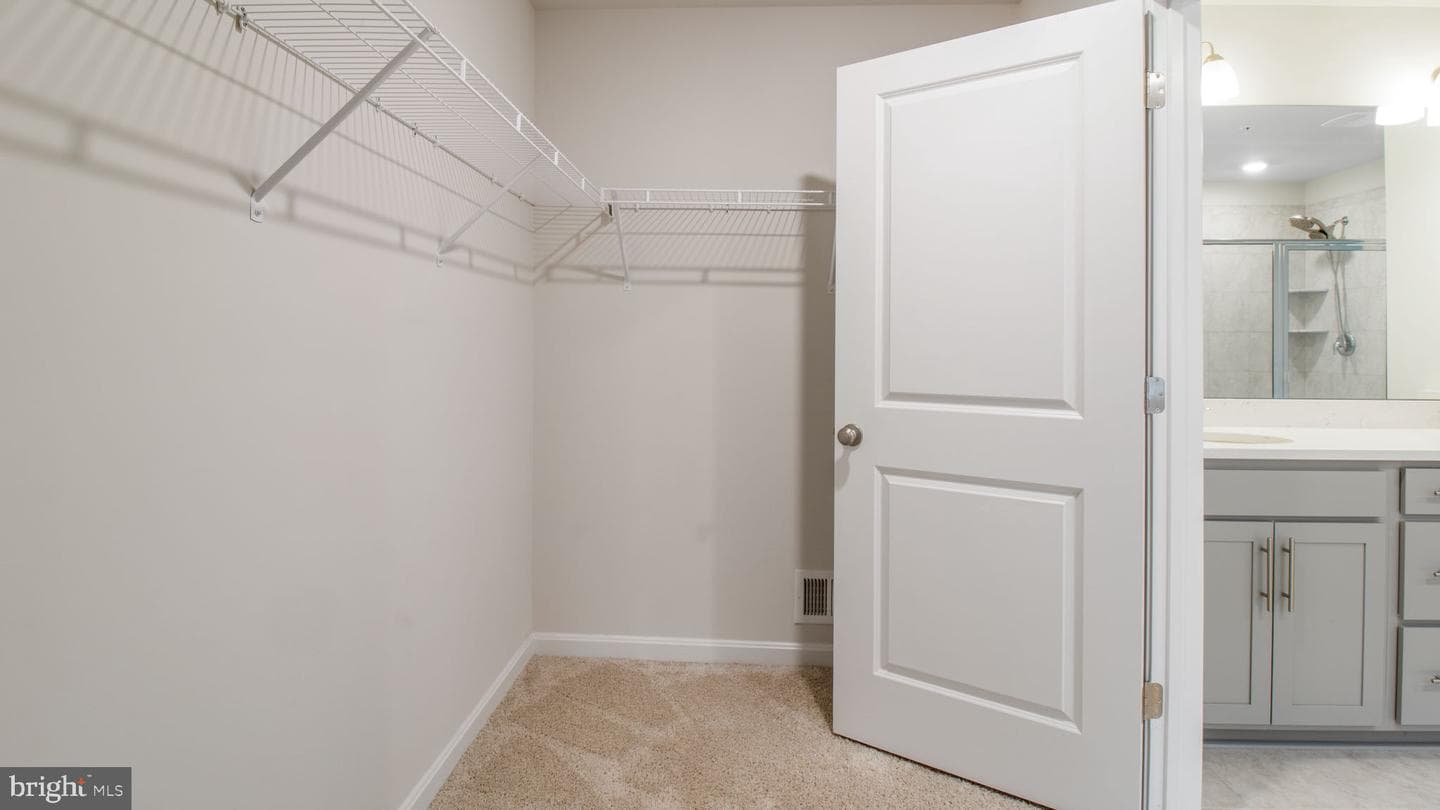 7022 Freedom Way photo 31