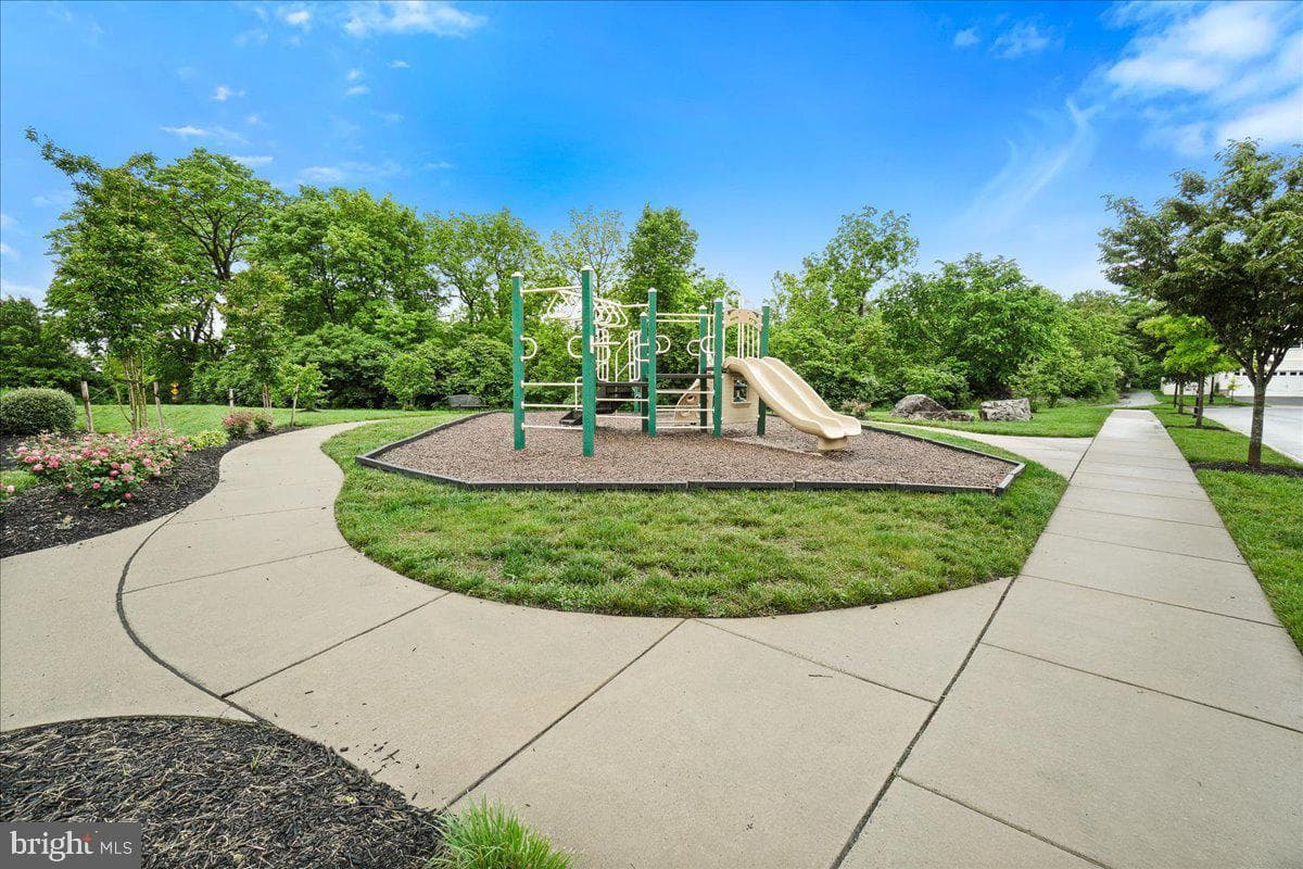 7022 Freedom Way photo 58