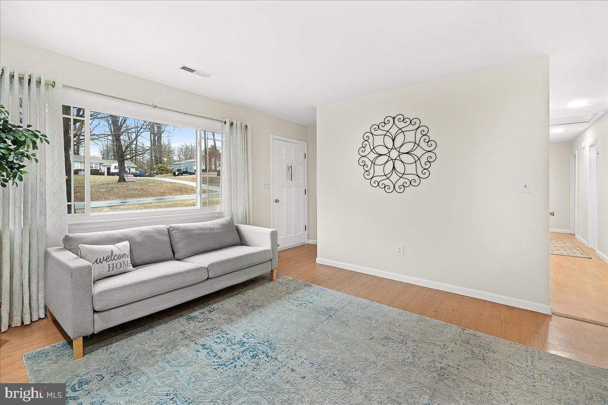 12797 Roughton photo 11