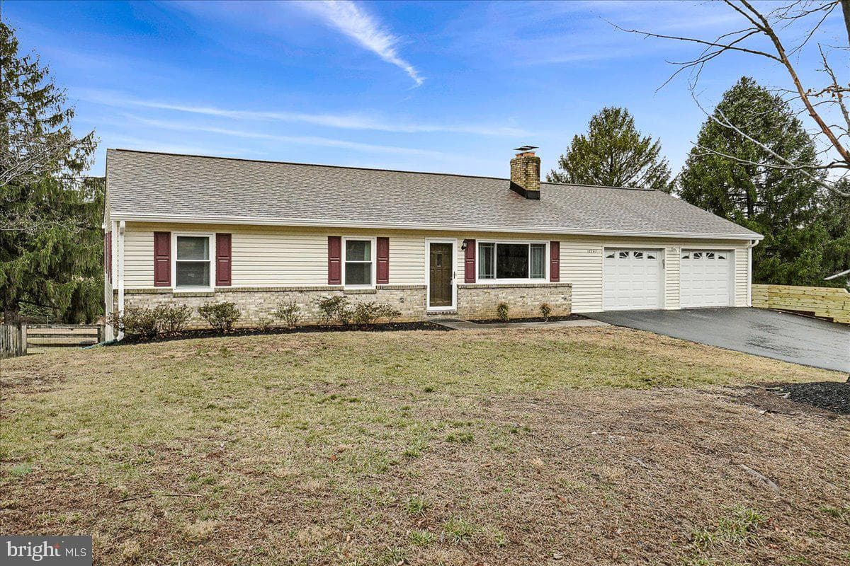 12797 Roughton photo 2